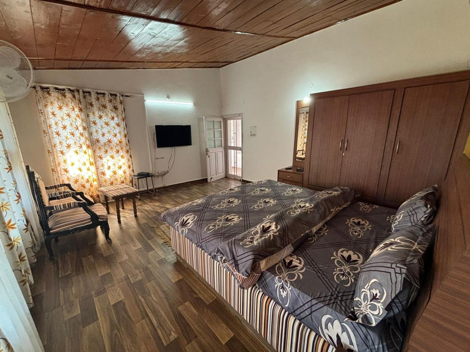 5 Bedrooms By Humble Stay Kasauli Bagian luar foto